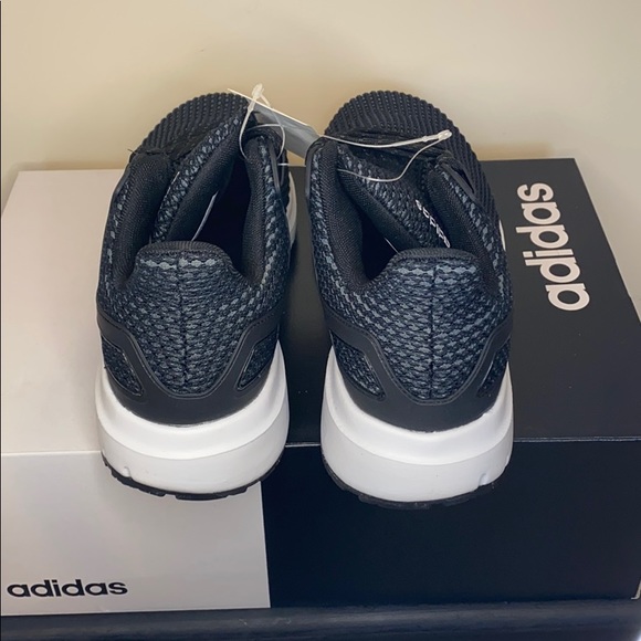 Men’s/Adidas/Black/Running Shoes/9.5/UltimateShow - Picture 5 of 8